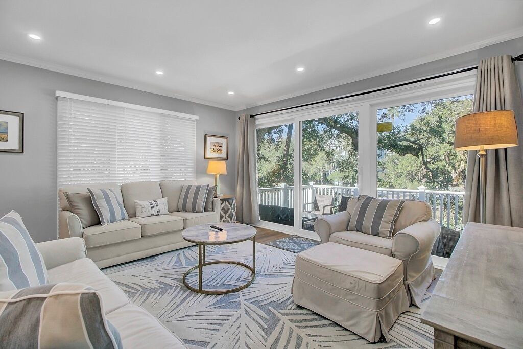 Photo of Livingroom in Twin Oaks