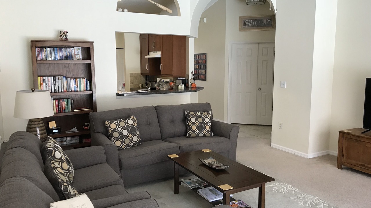 Photo of Livingroom in Sunridge Woods
