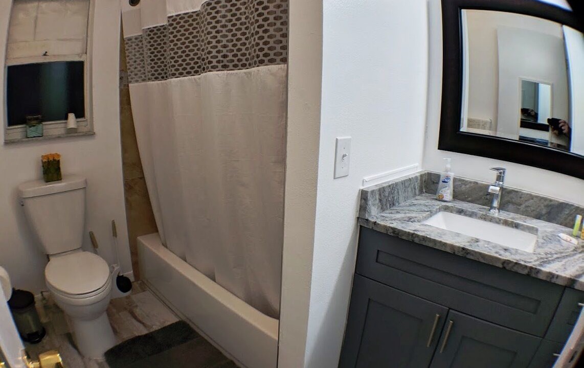 Photo of Bathroom in Laurel Park
