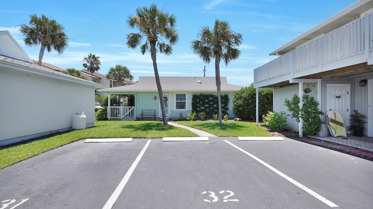 Photo of Outdoor in Surfcrest Village