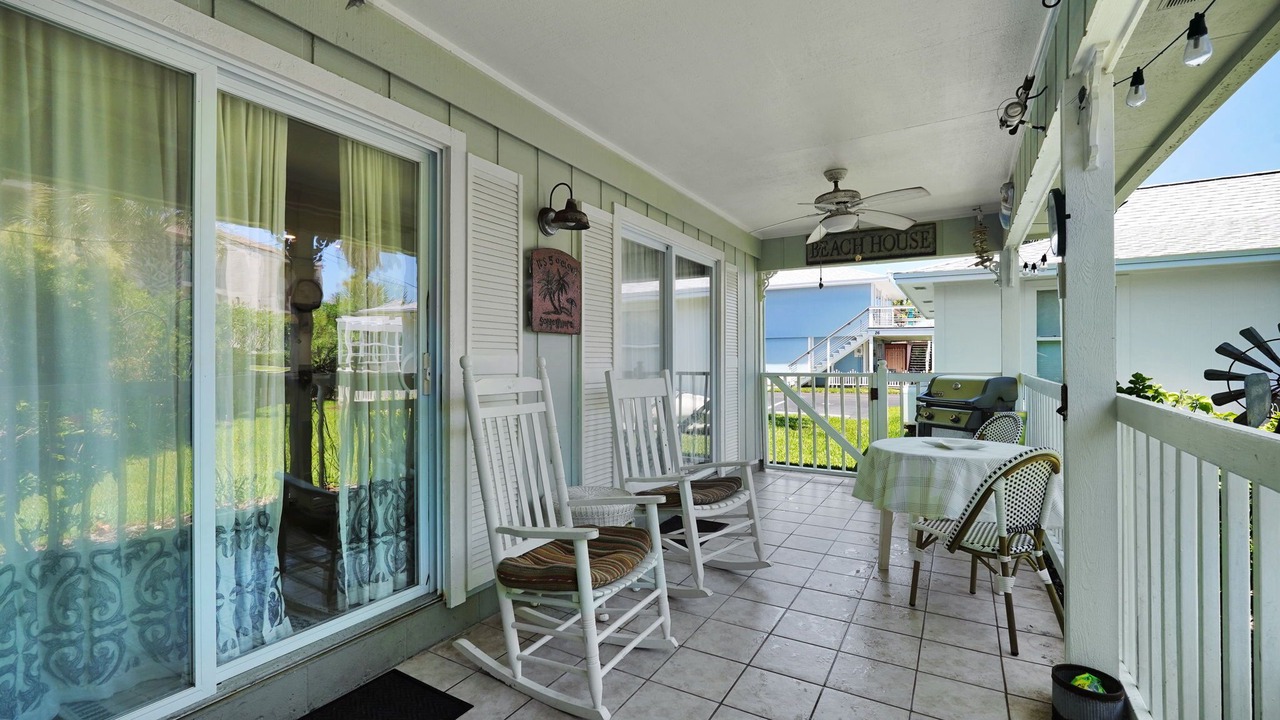 Photo of Outdoor in Surfcrest Village