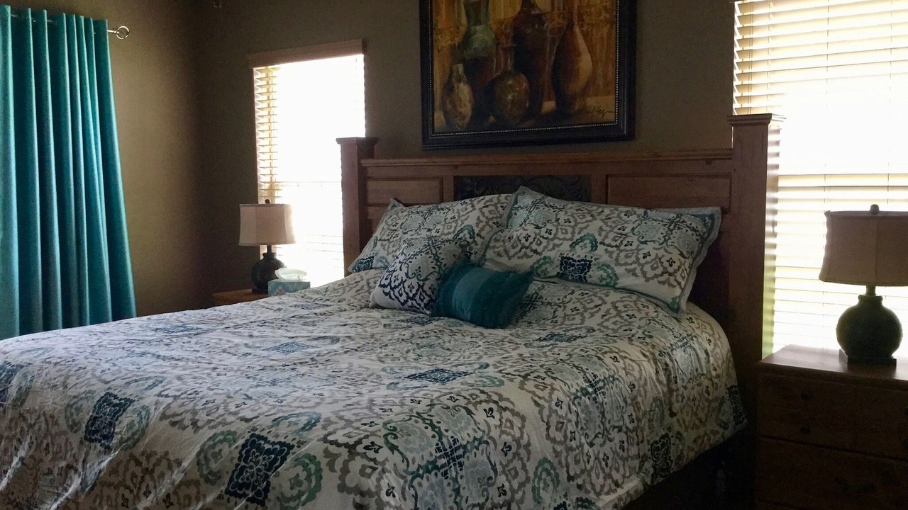 Photo of Bedroom in Orange Tree