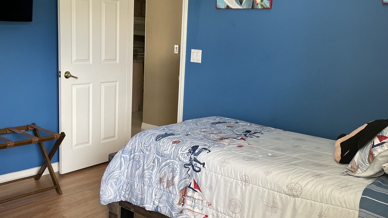 Photo of Bedroom in Orange Tree