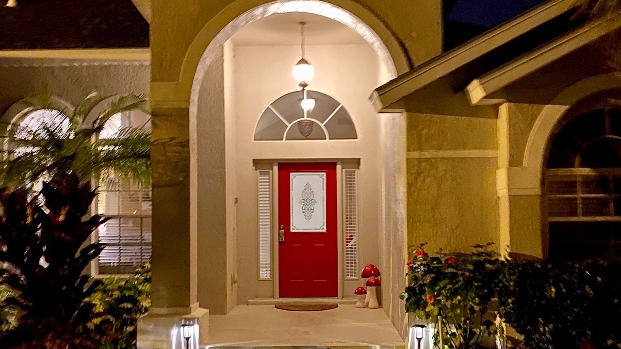 Photo of Outdoor in Orange Tree