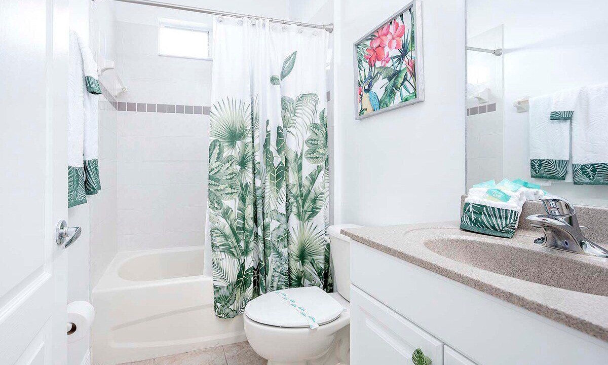 Photo of Bathroom in Mariner