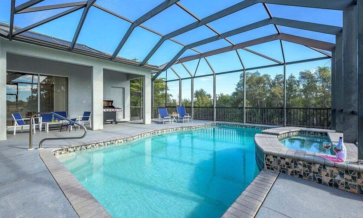 Photo of Outdoor in Mariner