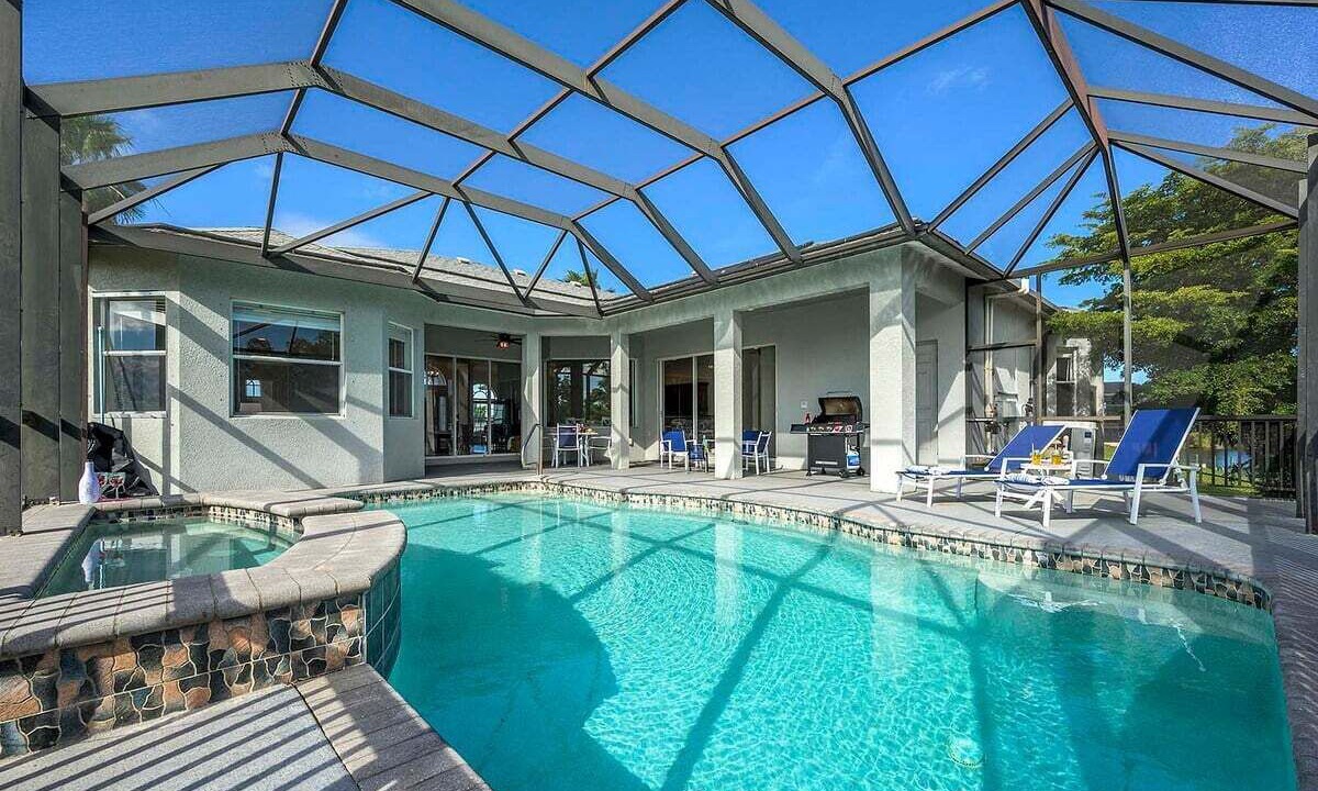 Photo of Outdoor in Mariner