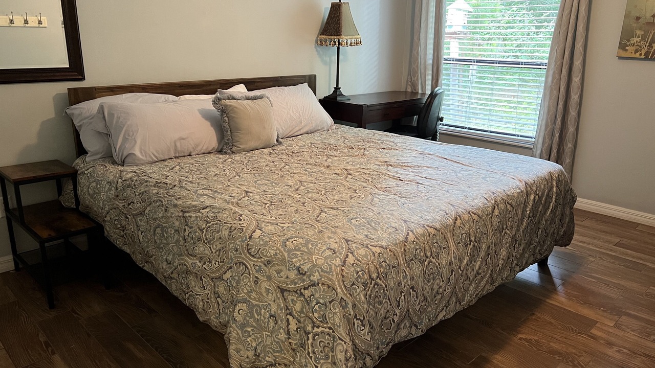 Photo of Bedroom in Dunnellon