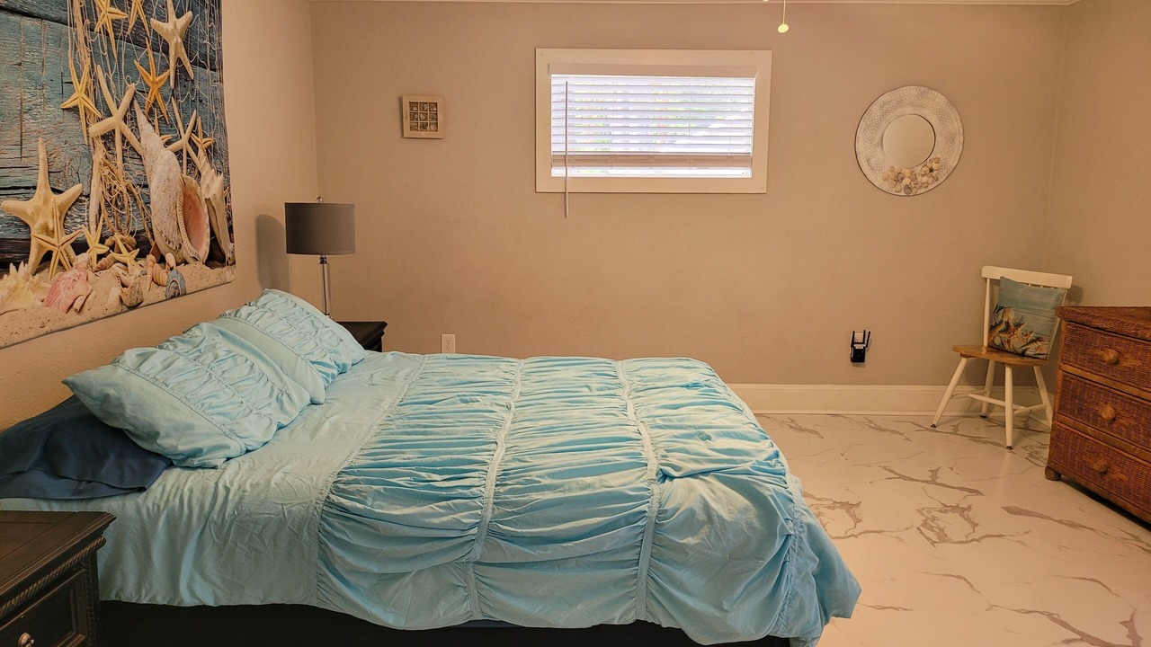 Photo of Bedroom in Indian River Estates