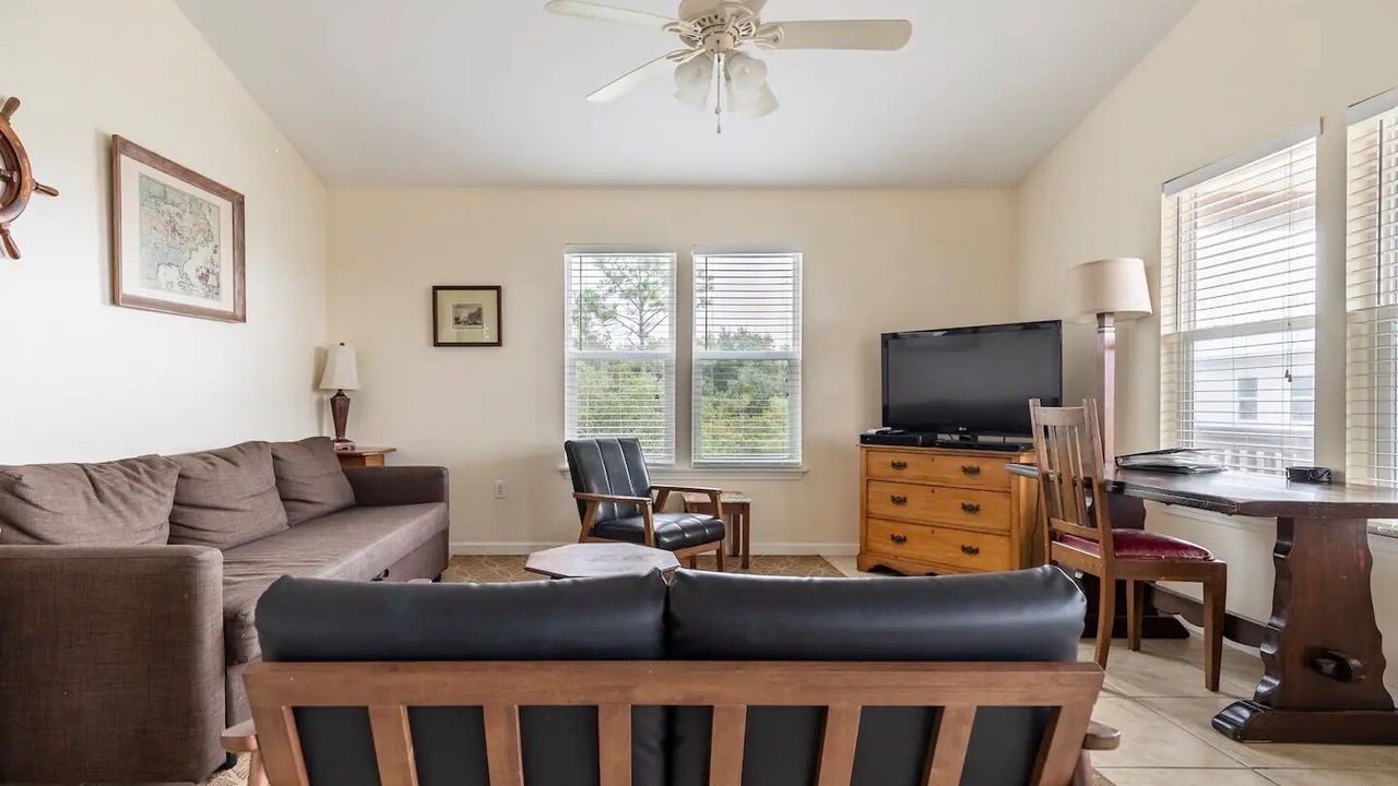 Photo of Livingroom in East End