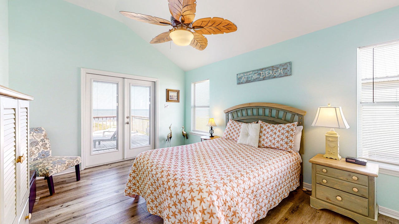 Photo of Bedroom in Dauphin Island