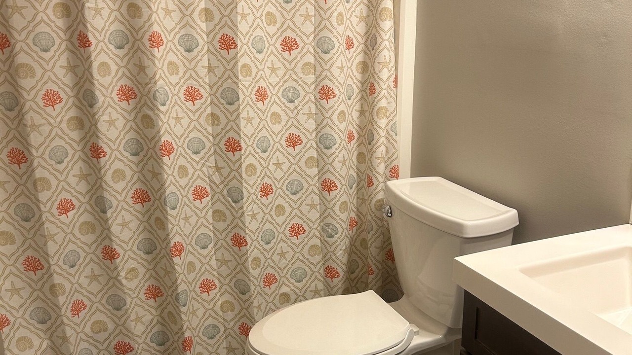 Photo of Bathroom in Ocean Ridge