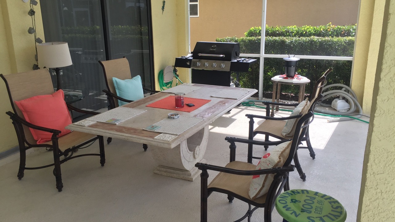 Photo of Outdoor in Pelican