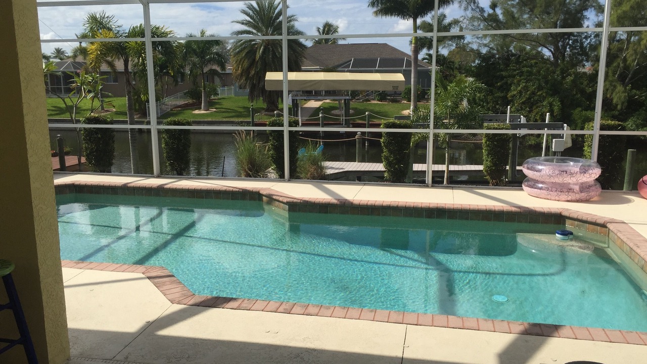 Photo of Outdoor in Pelican