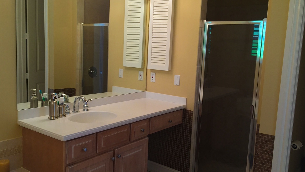Photo of Bathroom in Central Naples
