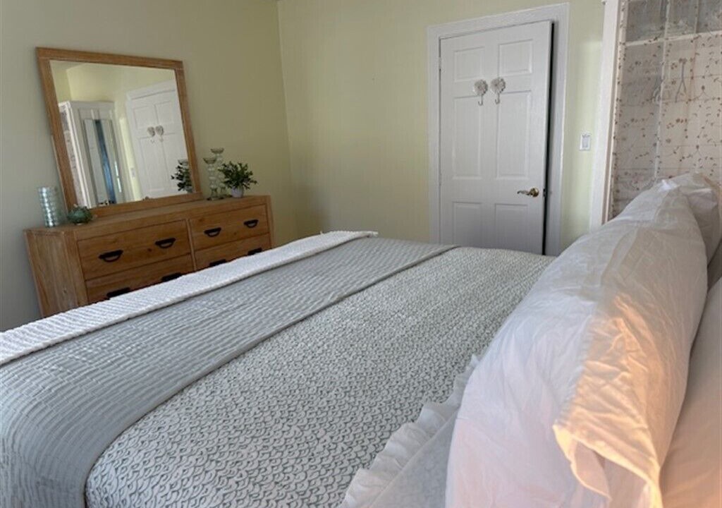 Photo of Bedroom in Islamorada