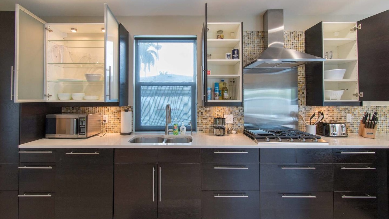 Photo of Kitchen in Hollywood Lakes