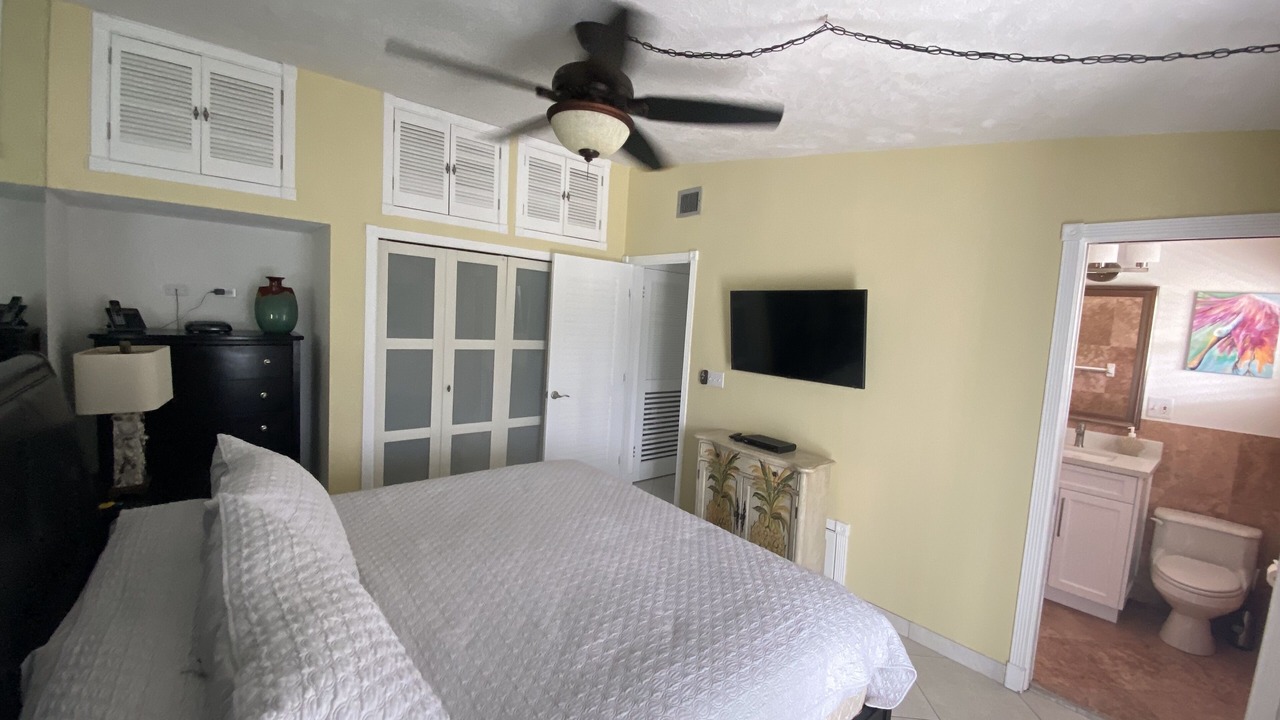 Photo of Bedroom in Toll Gate Shores