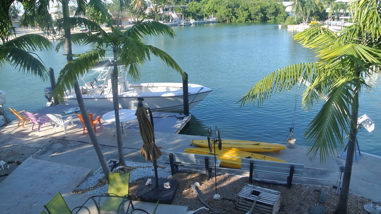 Photo of Bedroom in Toll Gate Shores