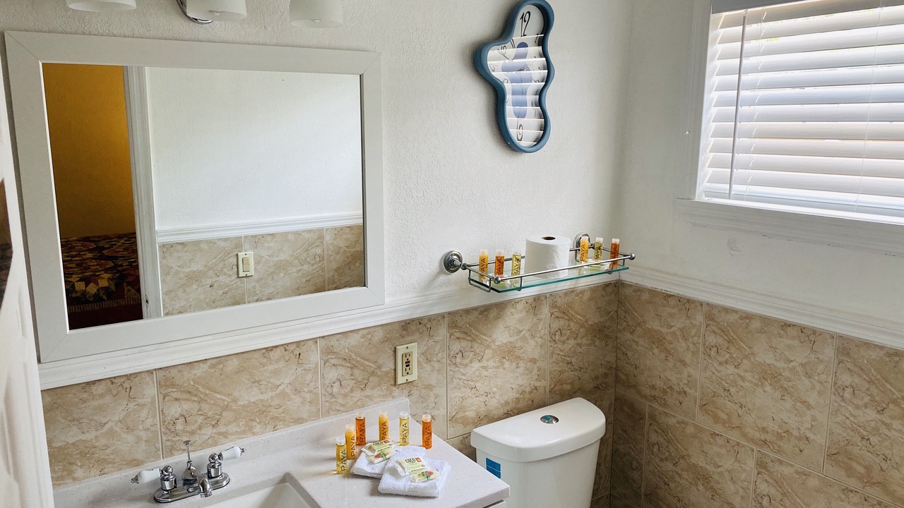 Photo of Bathroom in Cutler Bay