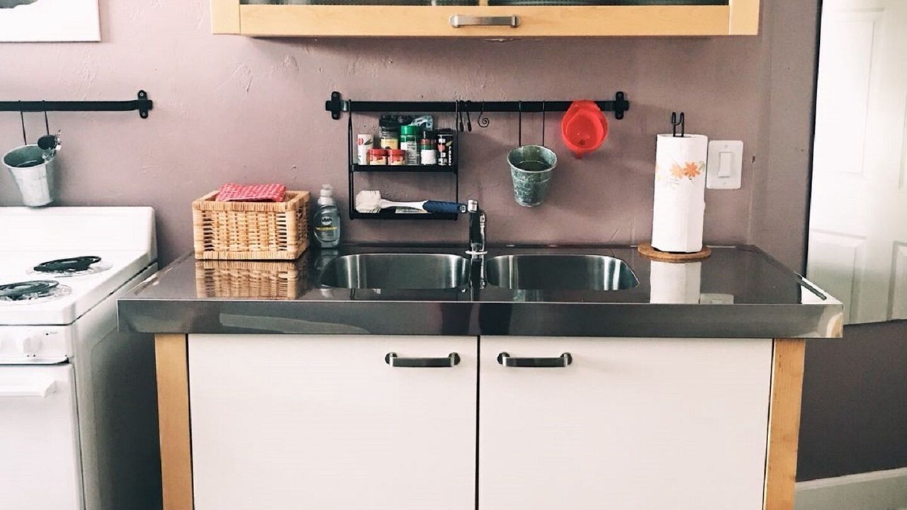 Photo of Kitchen in Altamont Manor