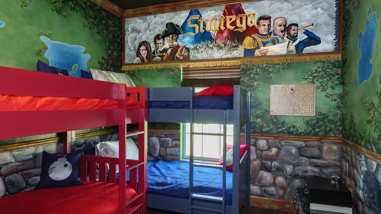 Photo of Bedroom in Groveland
