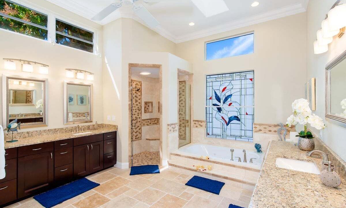 Photo of Bathroom in Eight Lakes