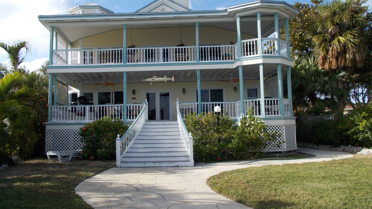 Photo of Others in Largo Sound Village