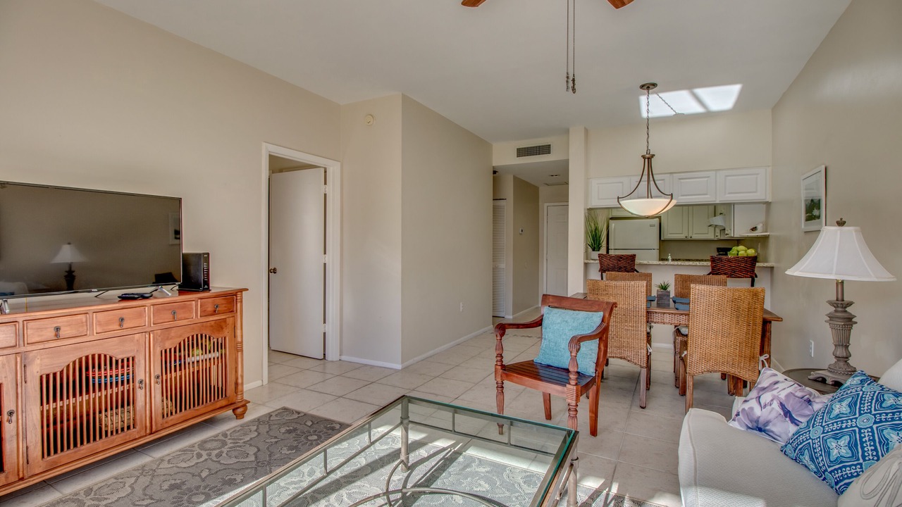 Photo of Livingroom in Central Naples