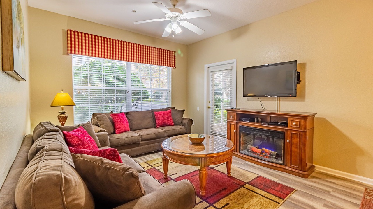 Photo of Livingroom in Windsor Hills