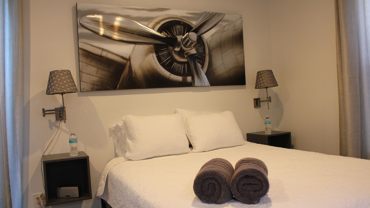 Photo of Bedroom in Lake Worth