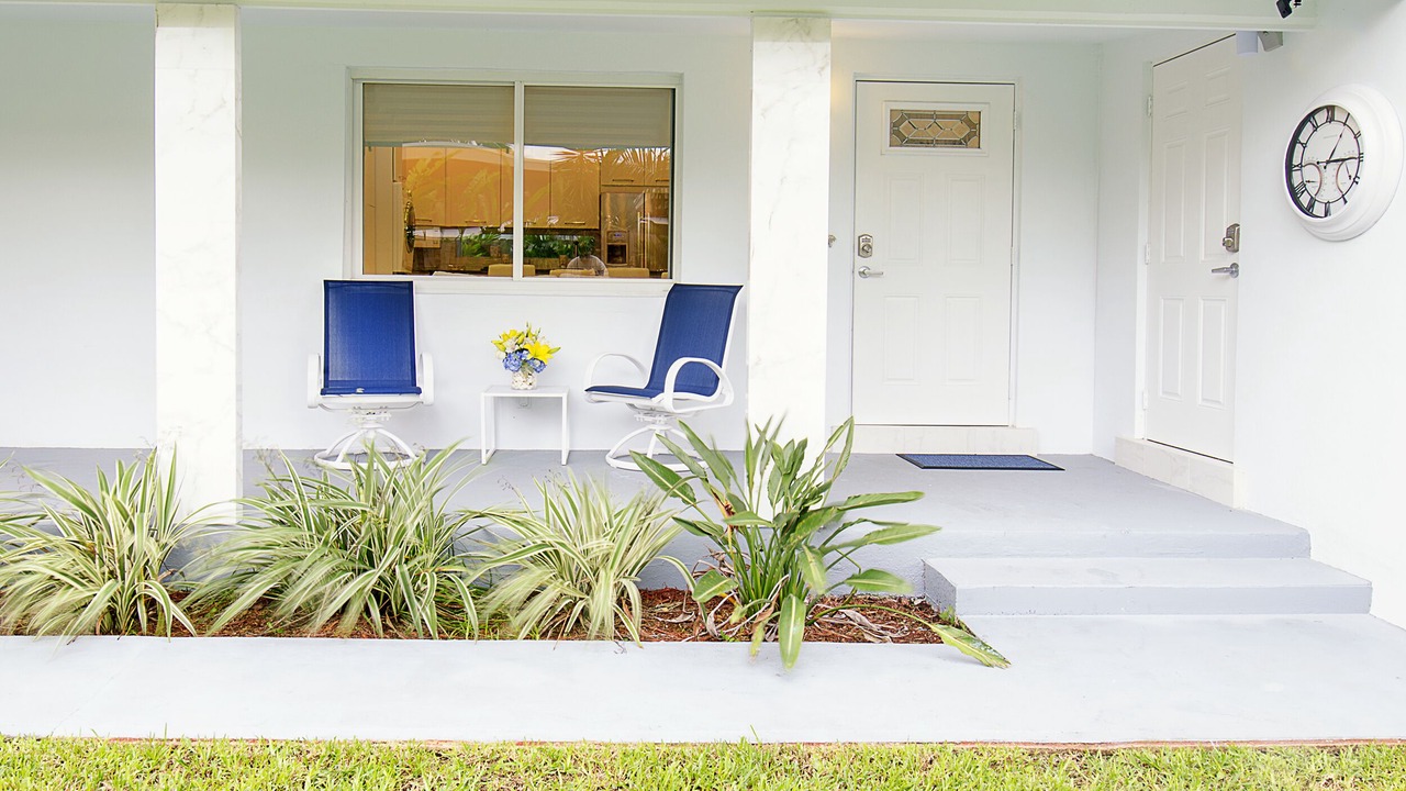Photo of Outdoor in Dolphin Isles