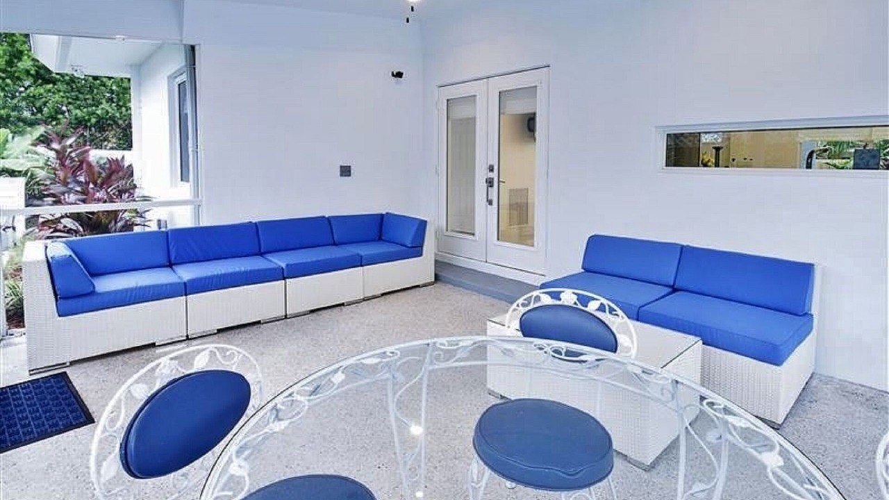 Photo of Patio Balcony in Dolphin Isles
