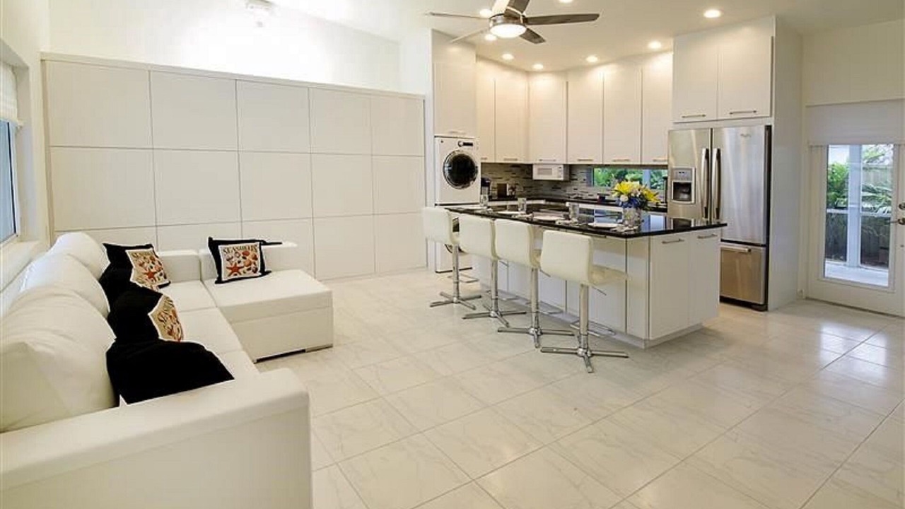 Photo of Livingroom in Dolphin Isles
