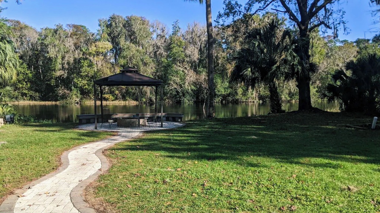 Photo of Others in Dunnellon
