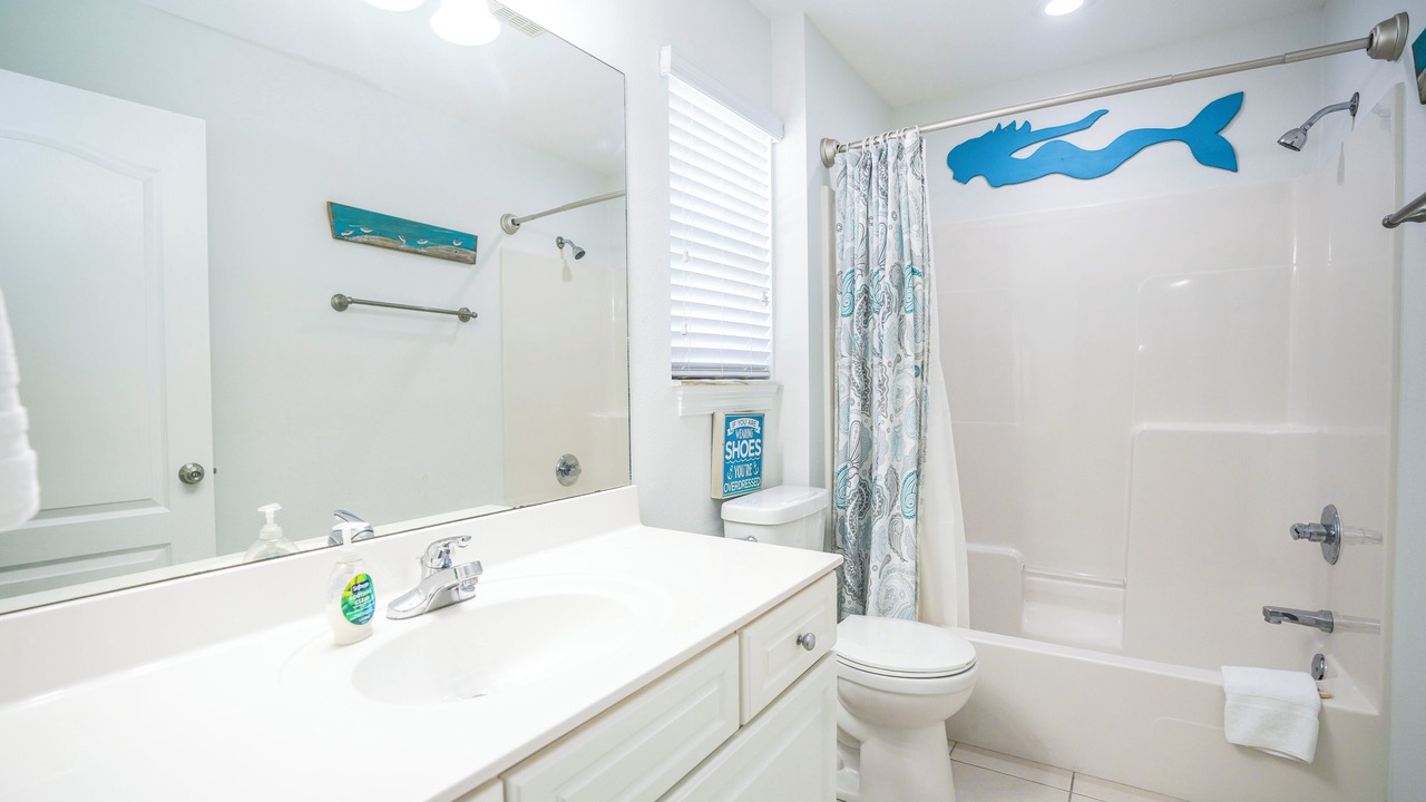 Photo of Bedroom in Riviera Beach
