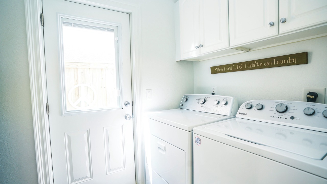 Photo of Bedroom in Riviera Beach