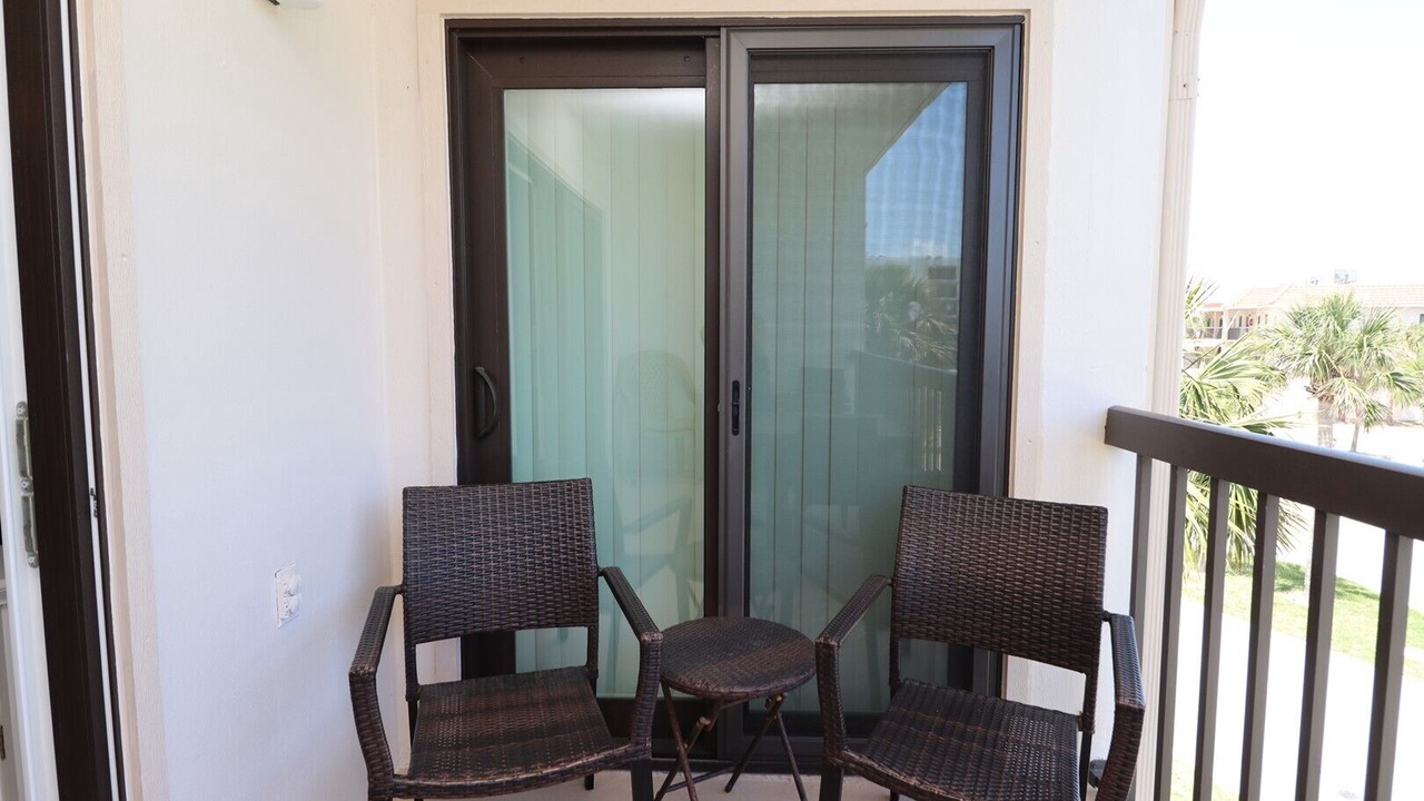 Photo of Patio Balcony in Butler Beach