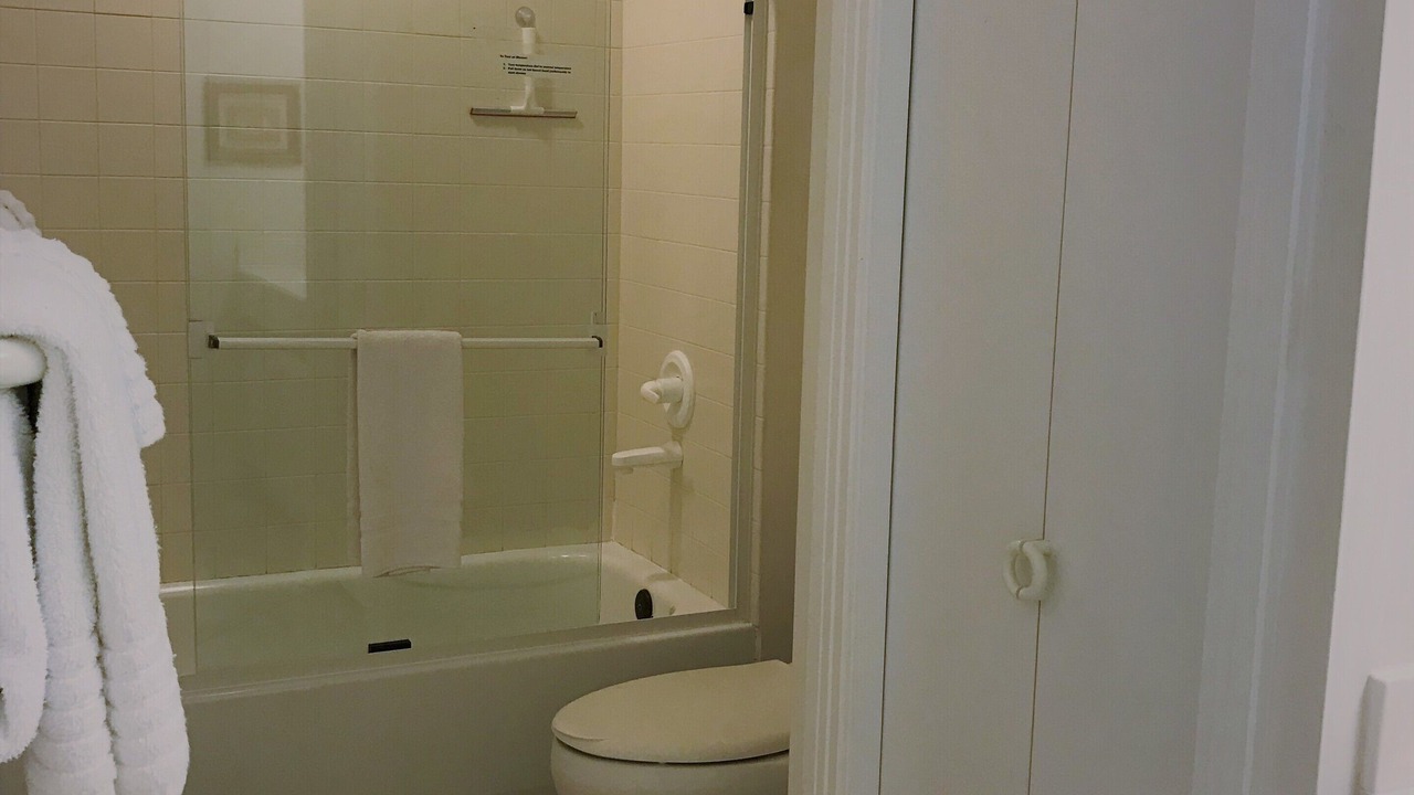Photo of Bathroom in Navarre Beach