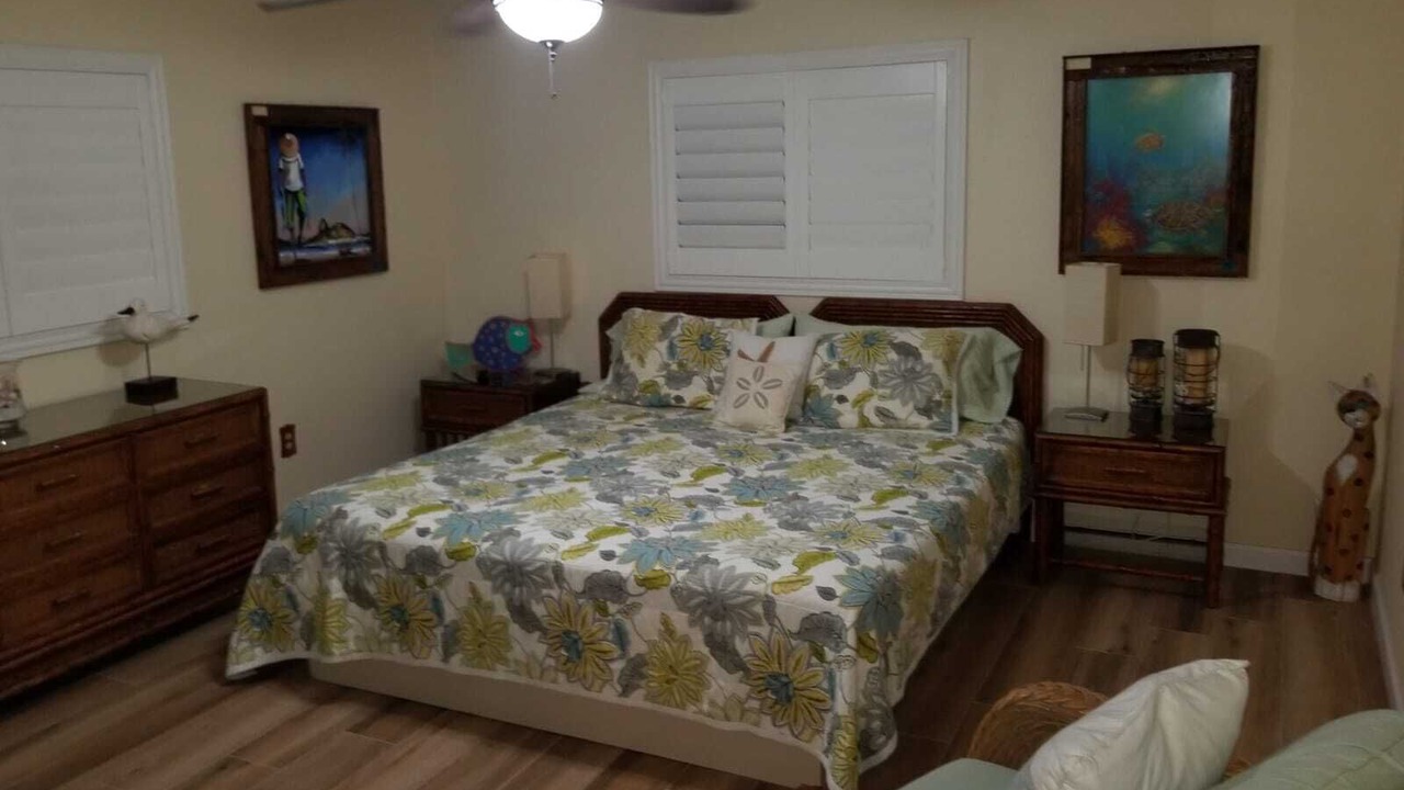 Photo of Bedroom in Islamorada