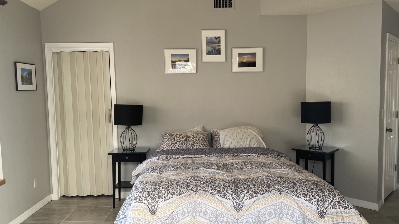 Photo of Bedroom in Bonita Shores