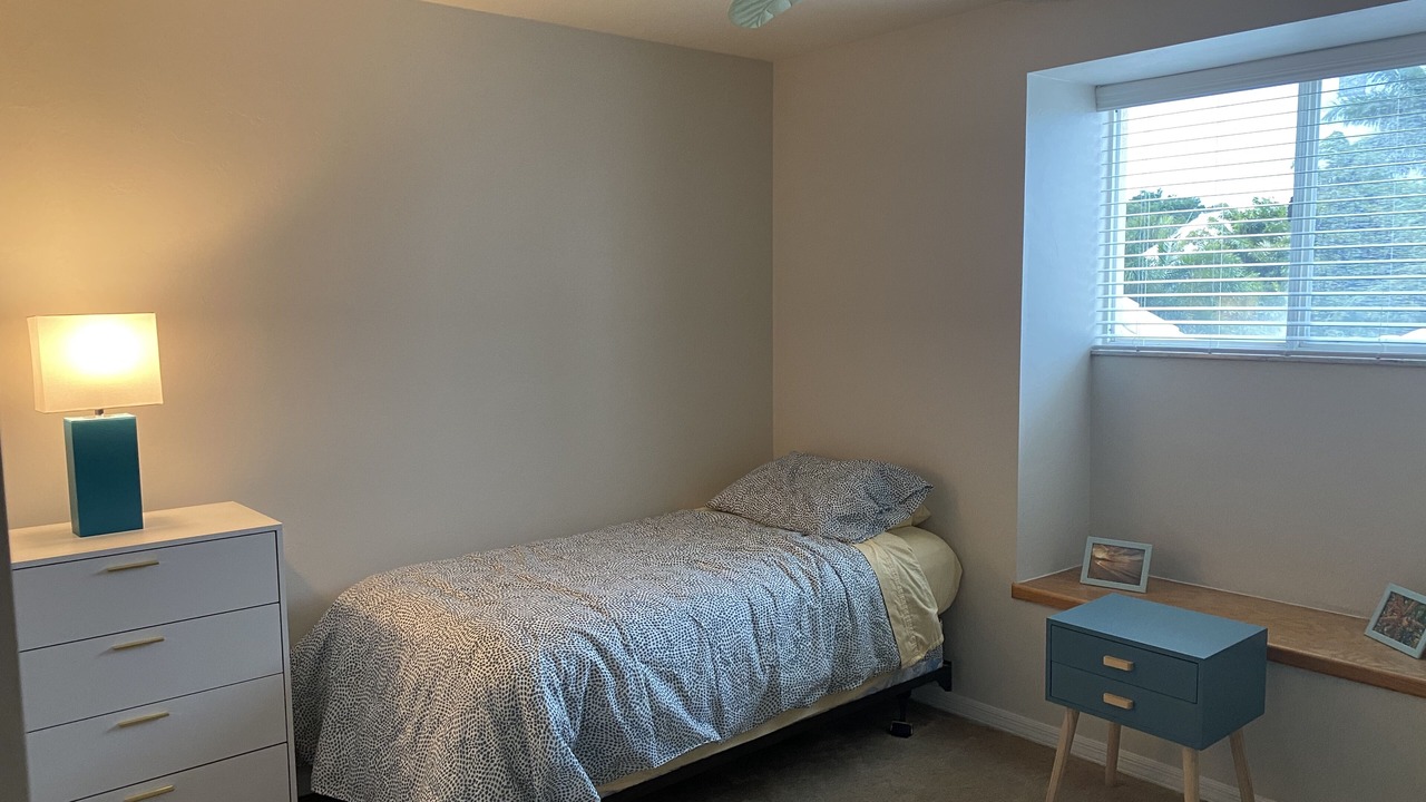 Photo of Bedroom in Bonita Shores