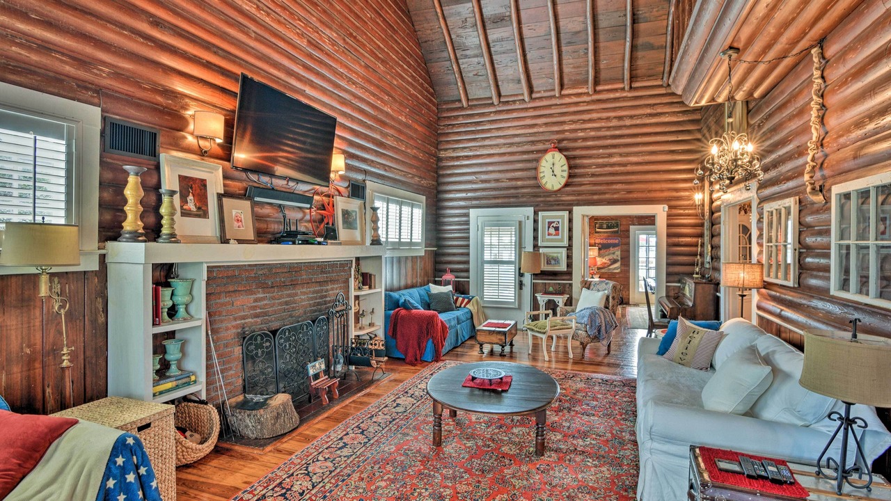 Photo of Livingroom in Lake Placid