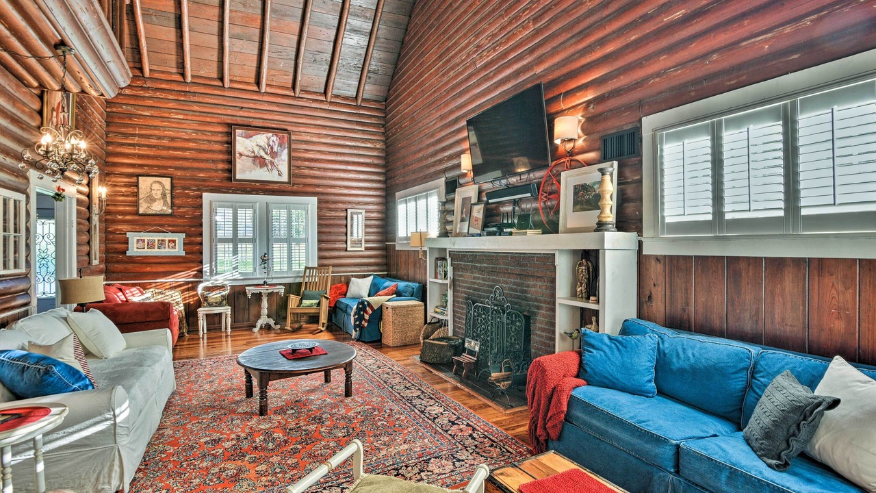 Photo of Livingroom in Lake Placid