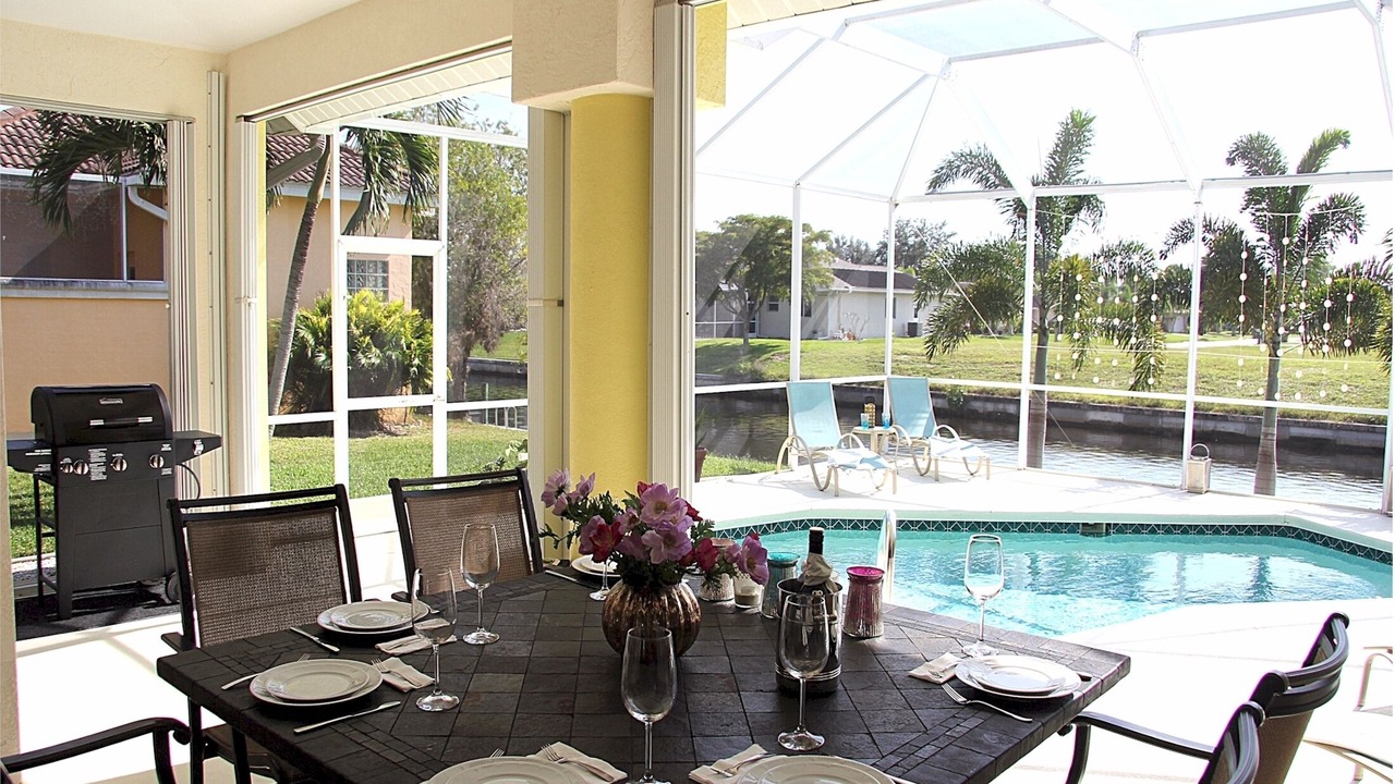Photo of Outdoor in Pelican