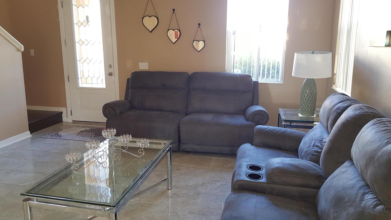Photo of Livingroom in Windwood Bay