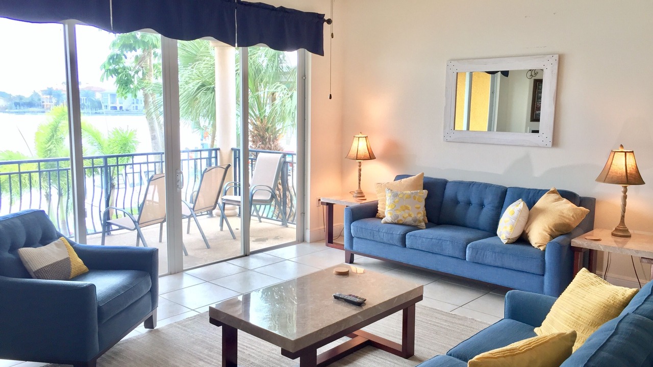 Photo of Livingroom in Redington Shores