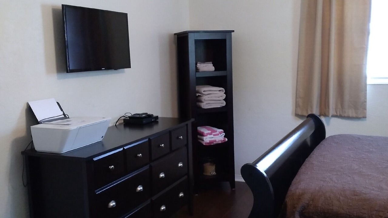 Photo of Bedroom in Disston Heights