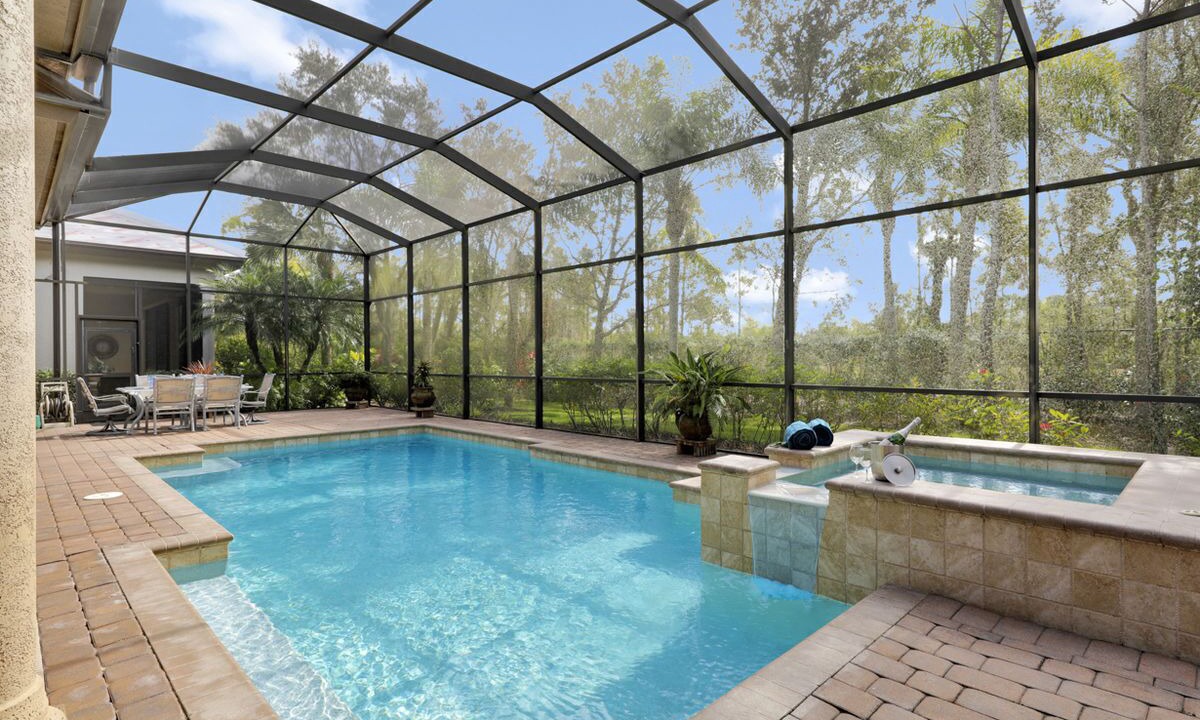Photo of Outdoor in Naples