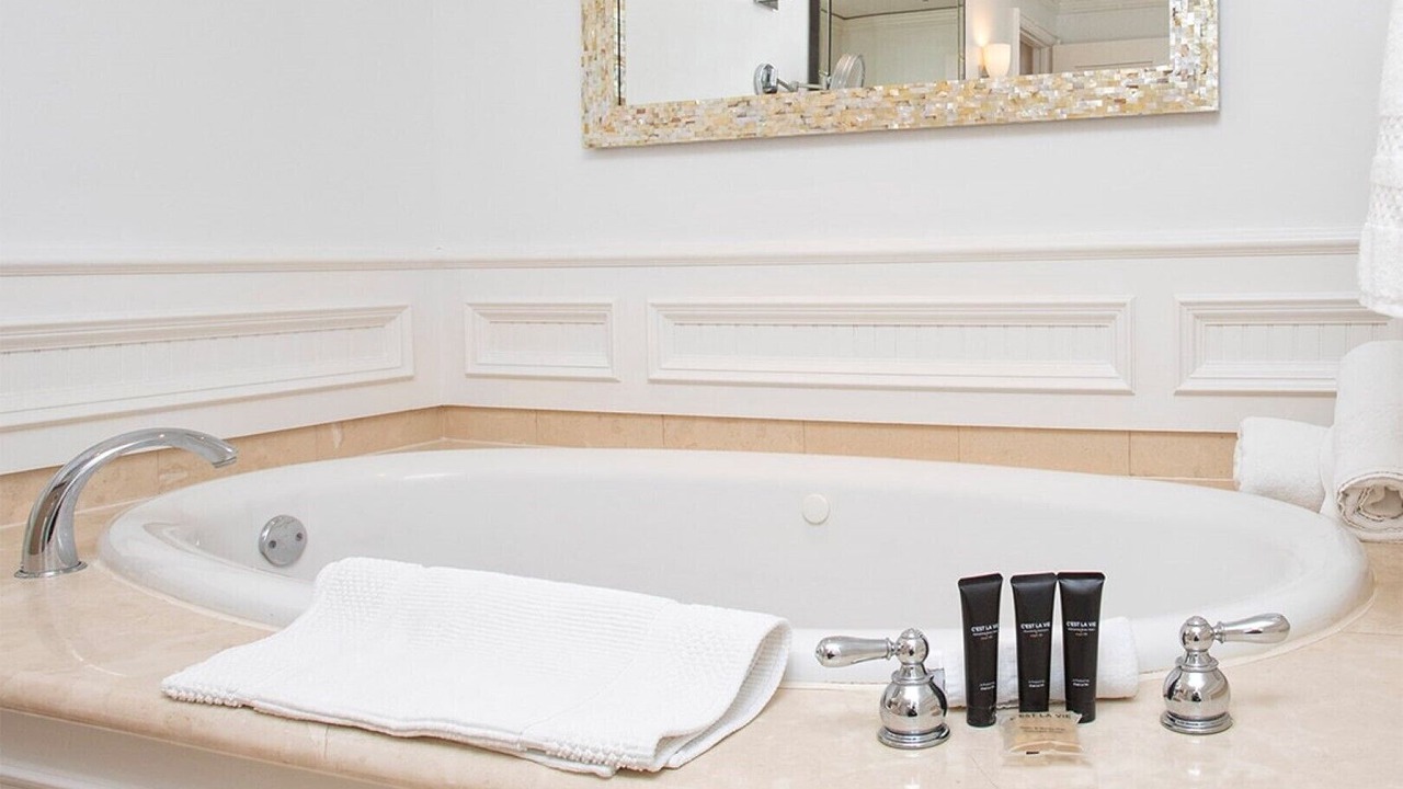 Photo of Bathroom in Key Biscayne